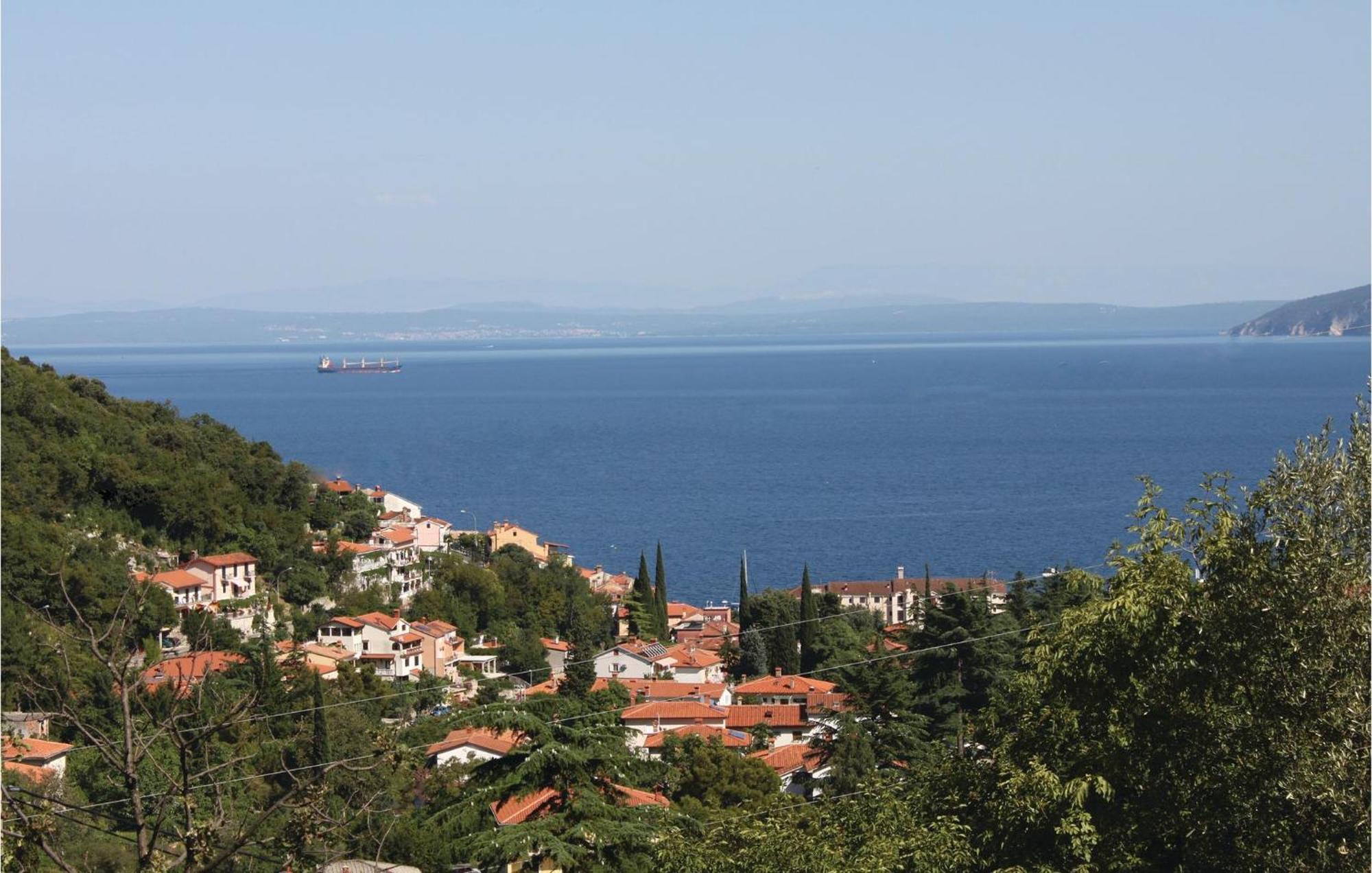 Stunning Apartment In Moscenicka Draga With Wifi Εξωτερικό φωτογραφία